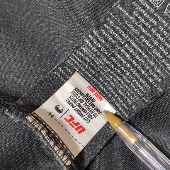 UFC Venum Cripto Full Zip Black - Gold  (Personalized) Hoodie Men's Size medium - Picture 9 of 12